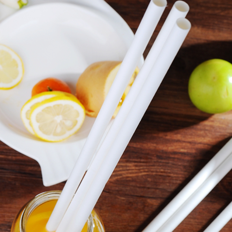 Di cosa è fatta la carta Straw?